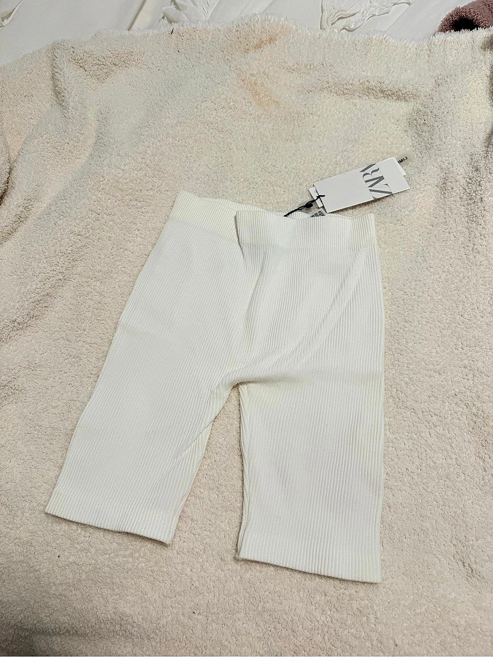 Zara Ribbed Shorts in XS-S NWT